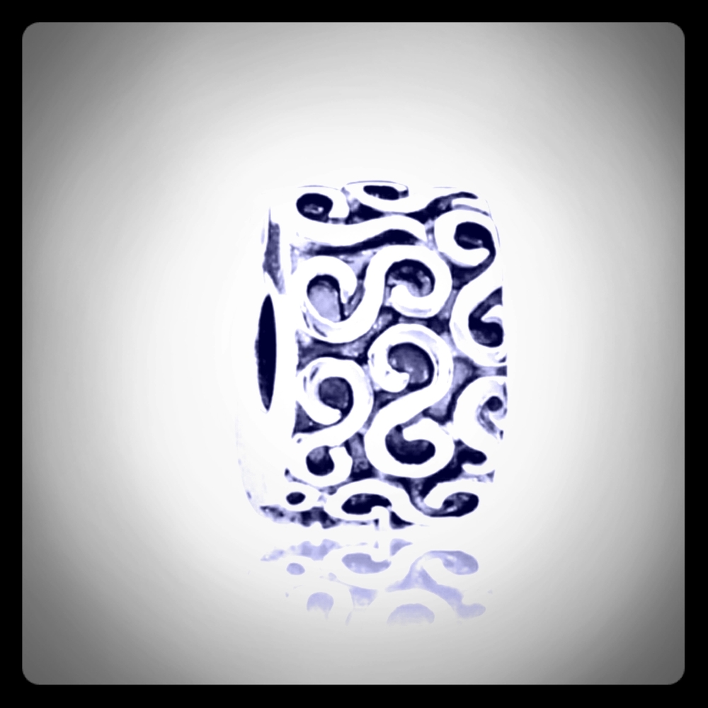 Pandora Clip Charm Retired